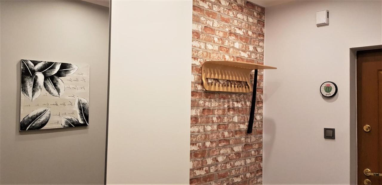 Apartament Centrum Park Ul Waszyngtona เชสโตฮอวา ภายนอก รูปภาพ